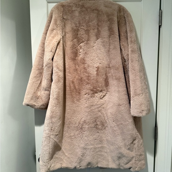 Like New Tyler Boe Women's Faux Fur Long Cozy Teddy Coat L - Picture 2 of 5
